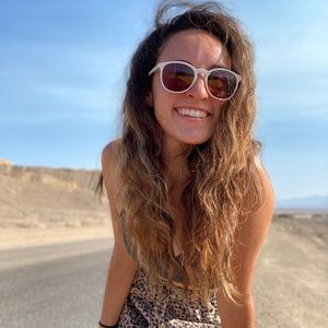 Meet your Posher, Rachel